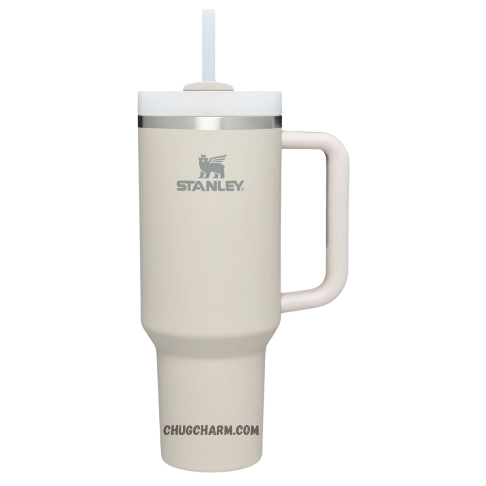 Stanley 40 oz Tumbler in Dune with a durable handle and double-wall insulation for optimal temperature retention.