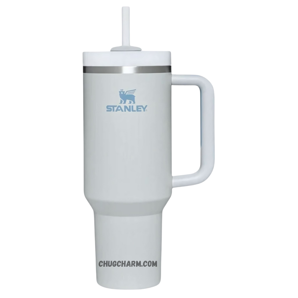Stanley 40 oz Tumbler in Fog with a sturdy handle and double-wall insulation for maintaining drink temperature.